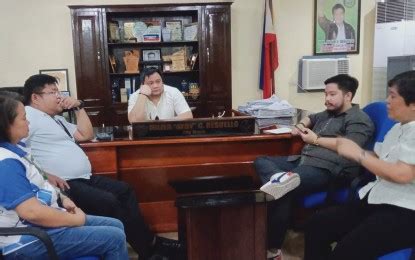 san carlos city pangasinan mayor|PROFILE: JULIER RESUELLO .